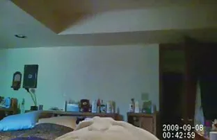XXX سمراء التعب في xxxمع الحيوانات مدخل منزله