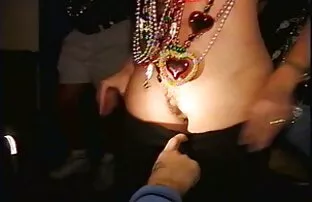 XXX هجوم افلام سكس كلاب ونسوان فتاة في المرآب و اللعنة