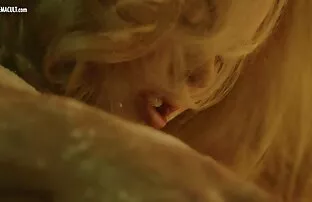 XXX الطبيب قصص سكس مع حيوانات الشد المريض