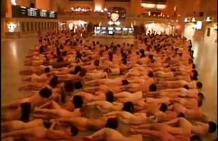 XXX يتم ضغط البيض بقلب سيكس الحيوانات سعيد