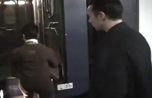 XXX جلب المتحول جنسيا كلاب تنيك ستات إلى النشوة الجنسية مع فرك النايلون